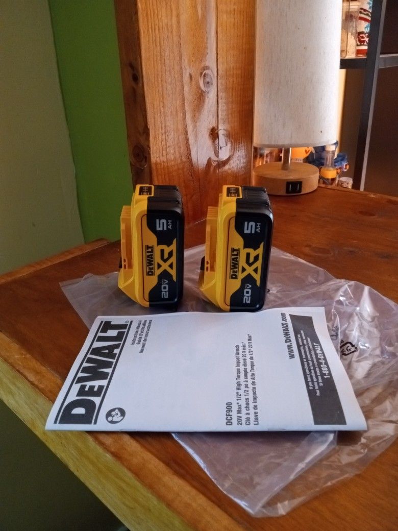 DeWalt 20 V New. XR. Batteries. Lithium. X2