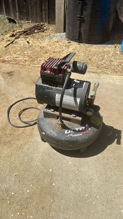 Thomas Ultra Air pac compressor