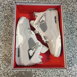 Jordan Retro 4s