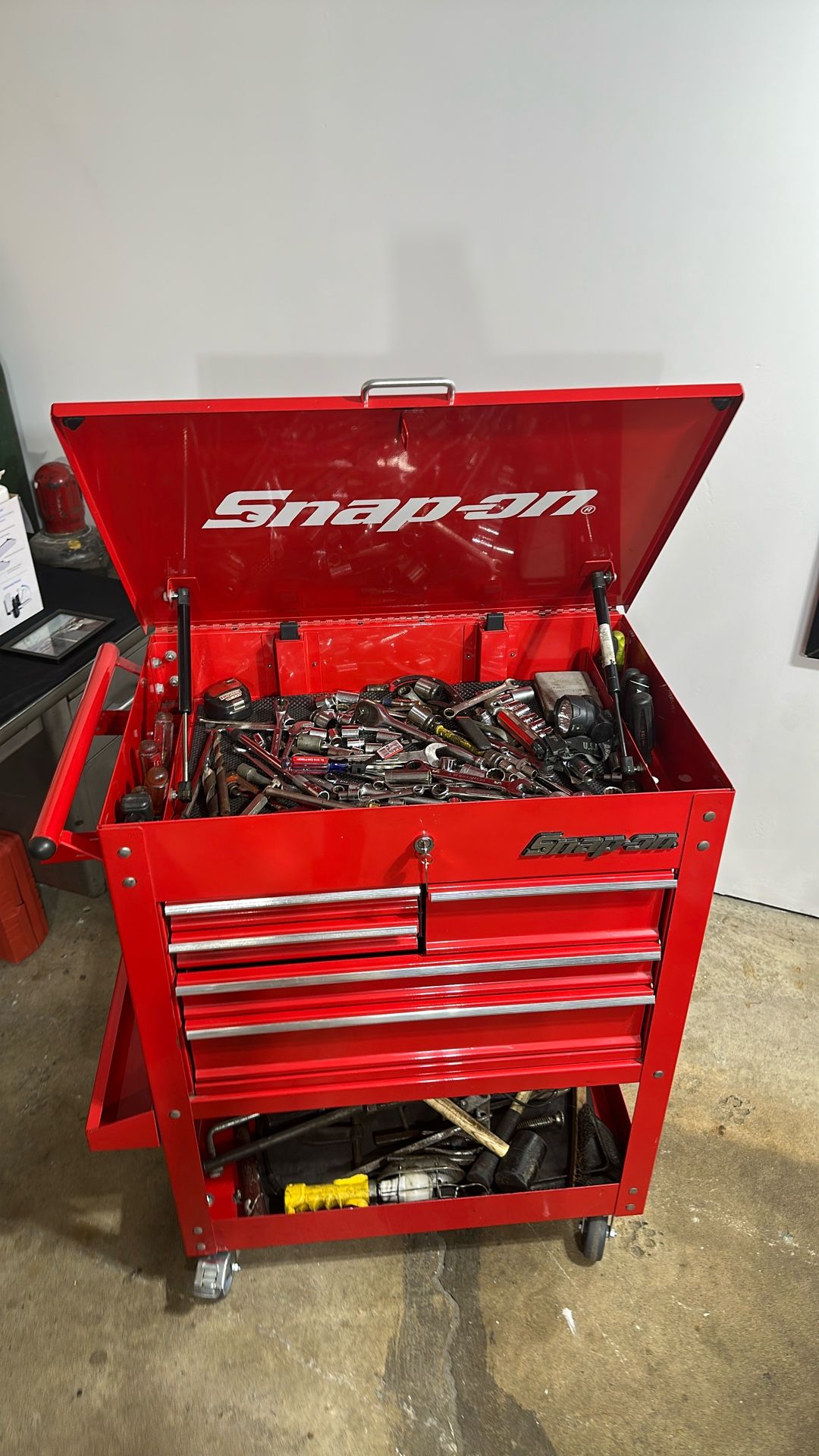 Us General Tool Box With Tools And Lock