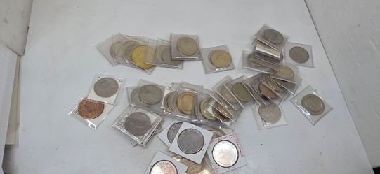 Slot machine tokens