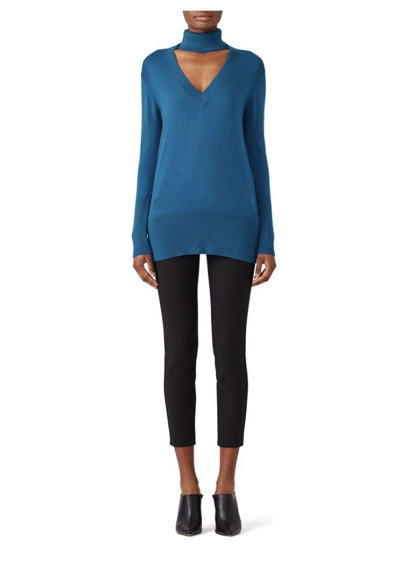 TOME Blue V neck turtleneck Sweater XS. ASO Romee Strijd