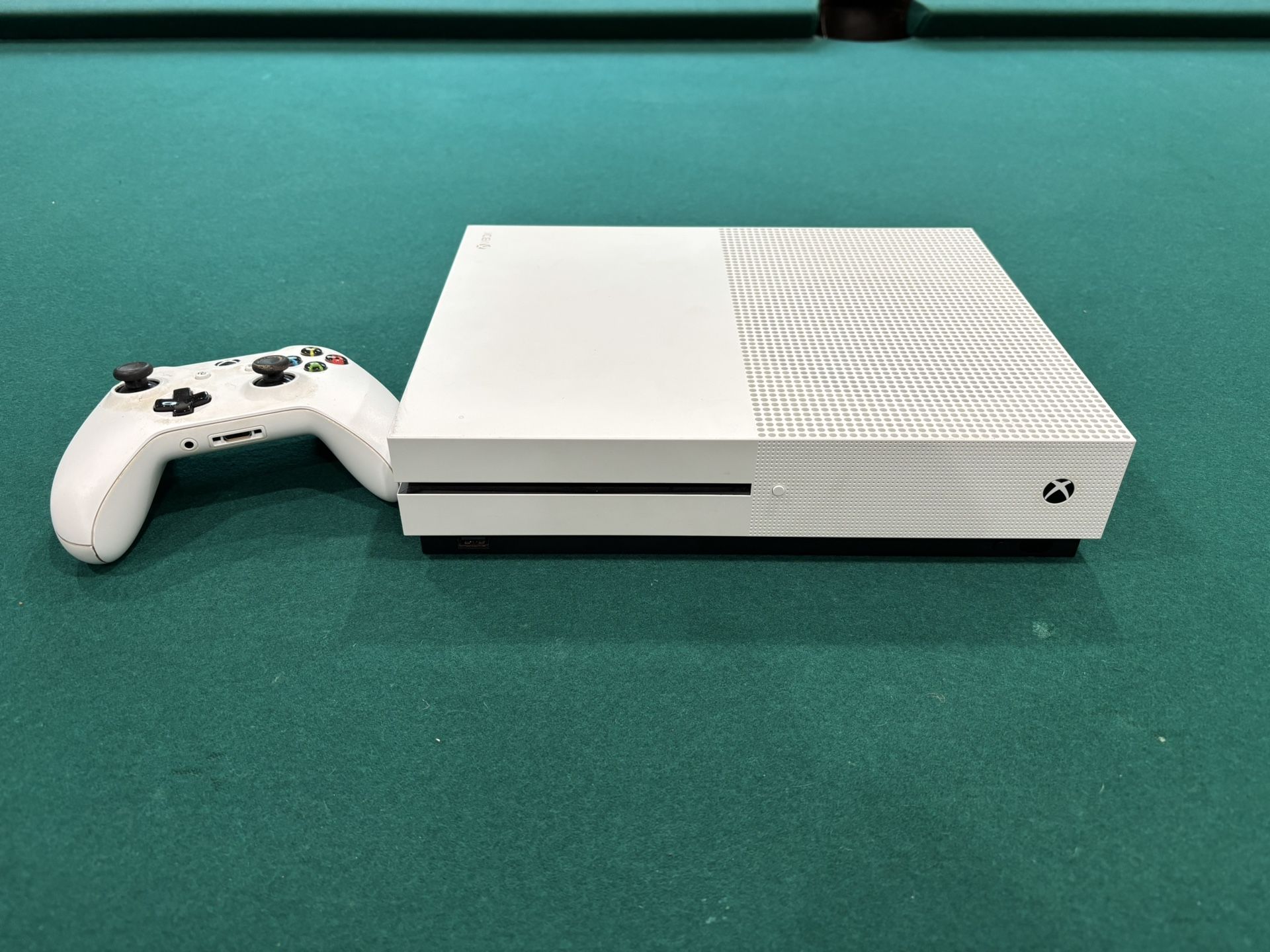 Xbox One S