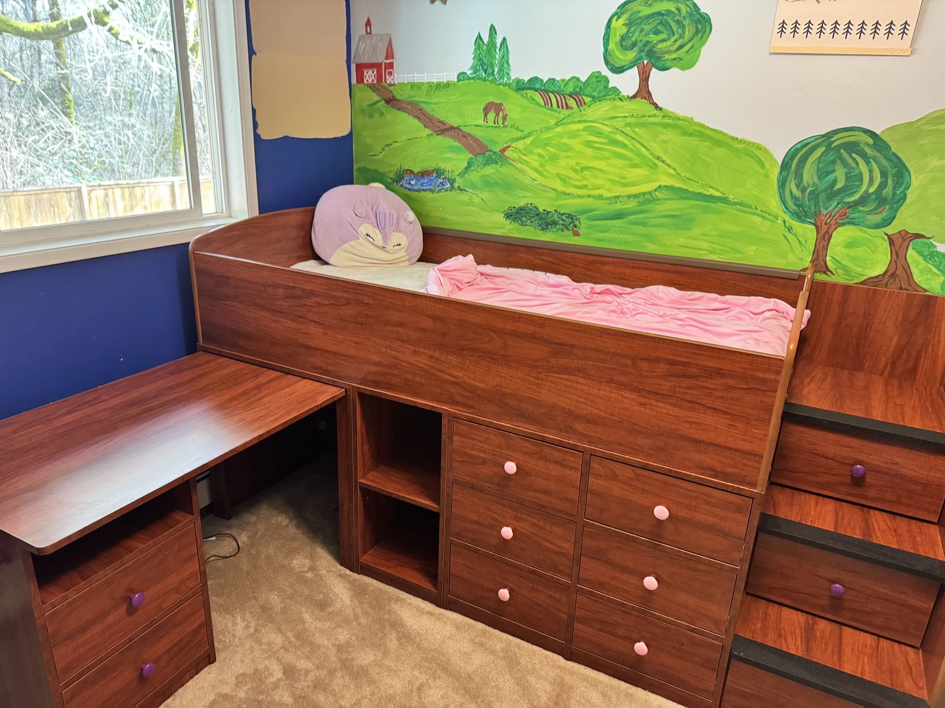Loft Bed - twin