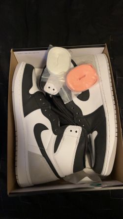 Jordan 1 Bleached Coral 