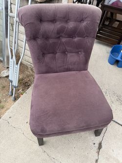 PURPLE CHAIR