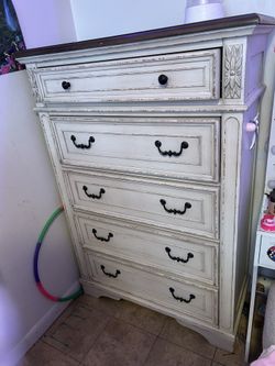 Tall 5 Drawer Distressed Dresser