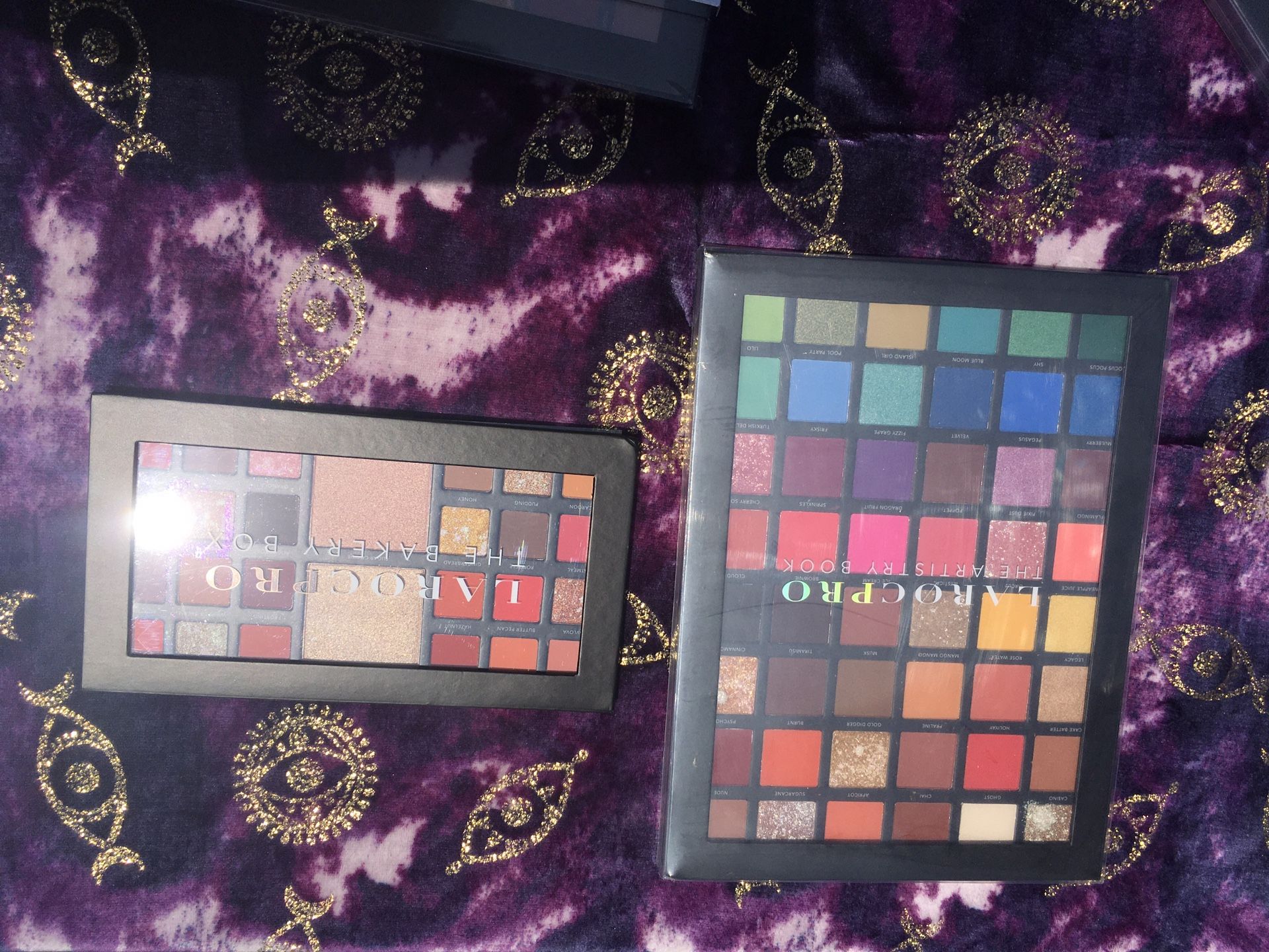 LaRoc Pro Artistry Eyeshadow palette
