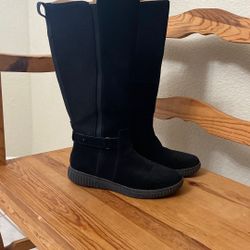 Boots Clarks