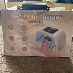 Light Therapy Machine 