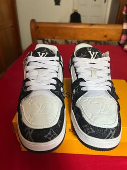 Lv Trainers