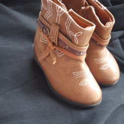 Toddler 6 Cowgirl Boots Zip-up 