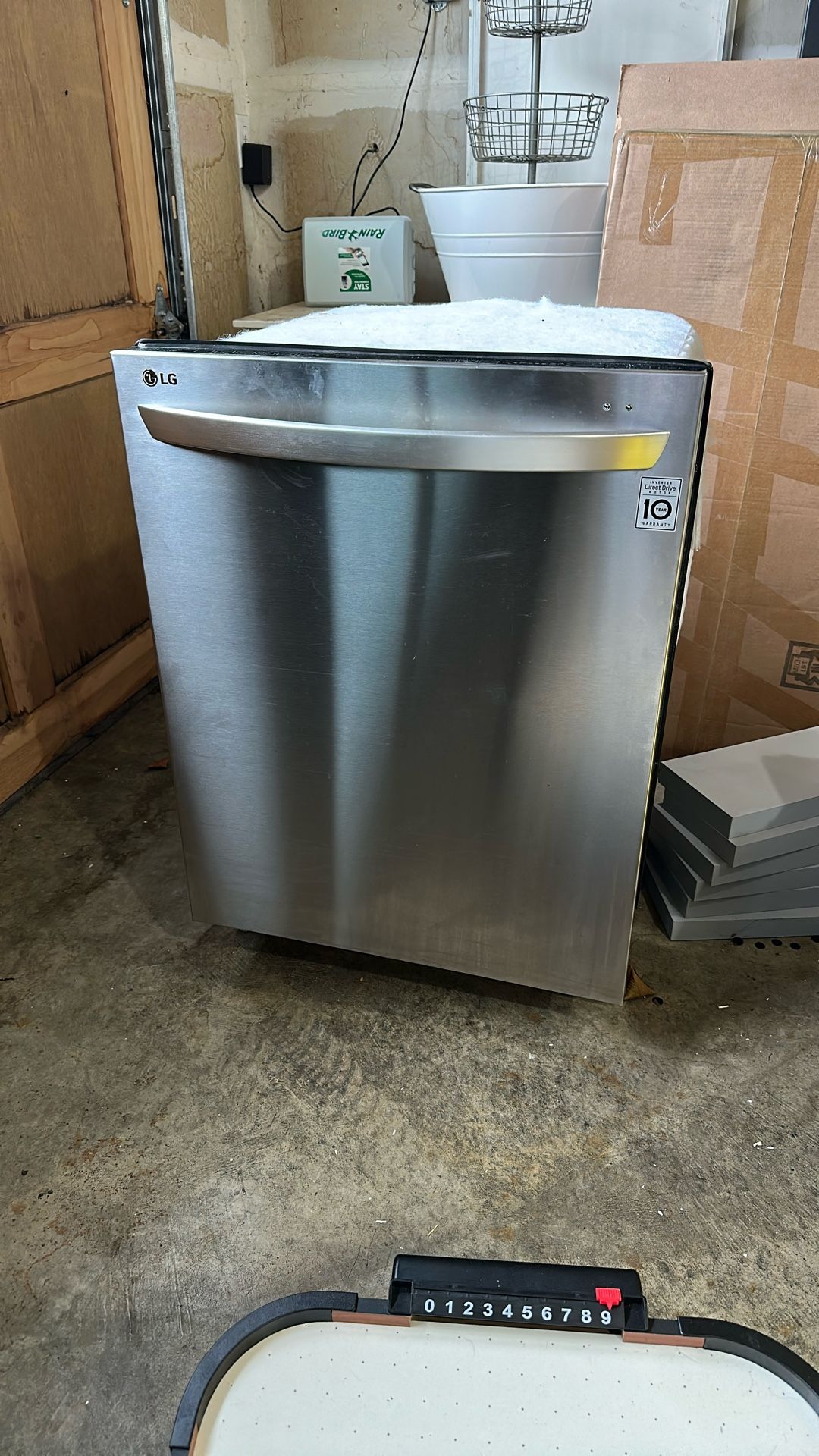 34” x 23.5” LG Dishwasher