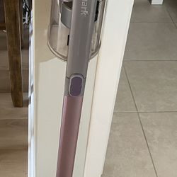 SHARK IMPACT CORDLESS VACUUM CLEANER 