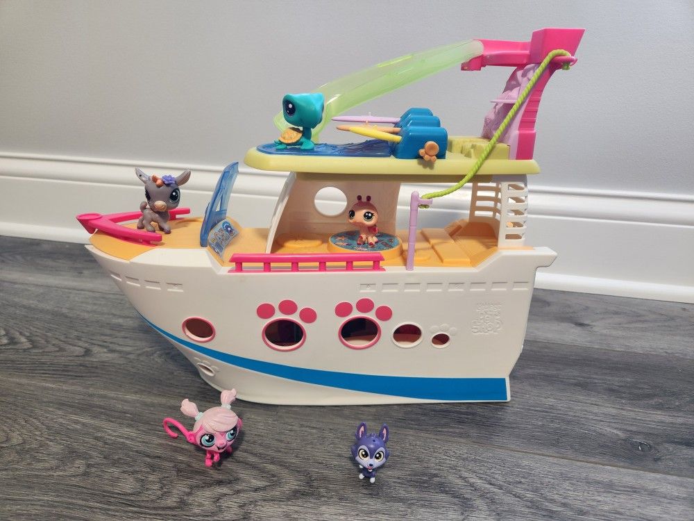 Shopkins Boat