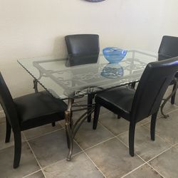 Dining Room /kitchen Glass Table And Chairs  And Console Table 