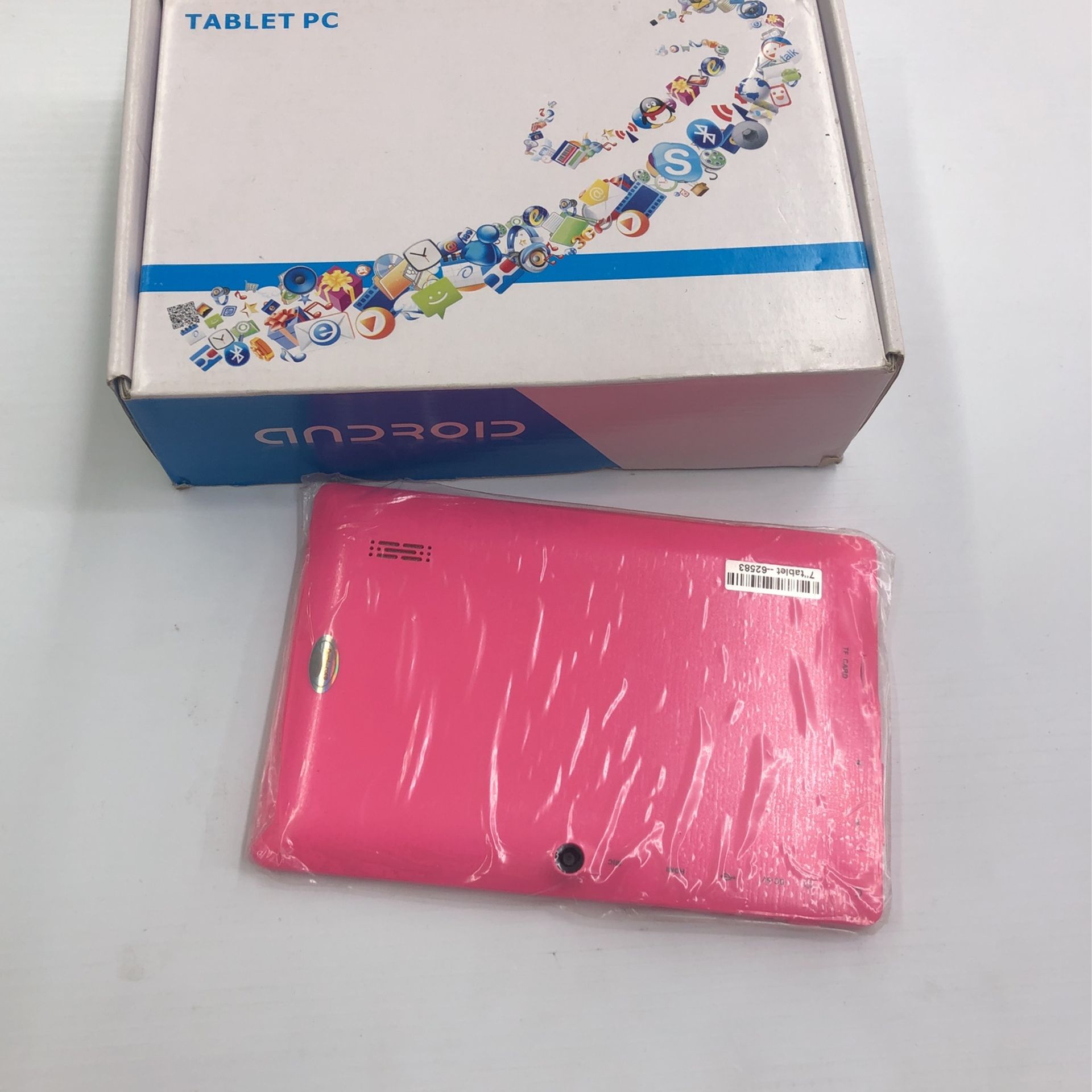 Android Tablet New In Box Never Used ! For Kids. Comes With Charger And All Accessories