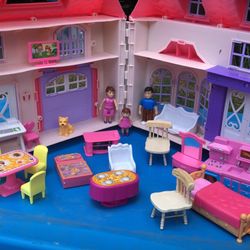 Doll House and Accessories 