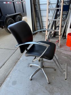 Barber chair
