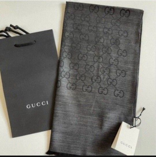 Gucci Jacquard Pattern Knitted Scarf