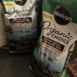 2 bags MIRACLE GRO - 50qts each