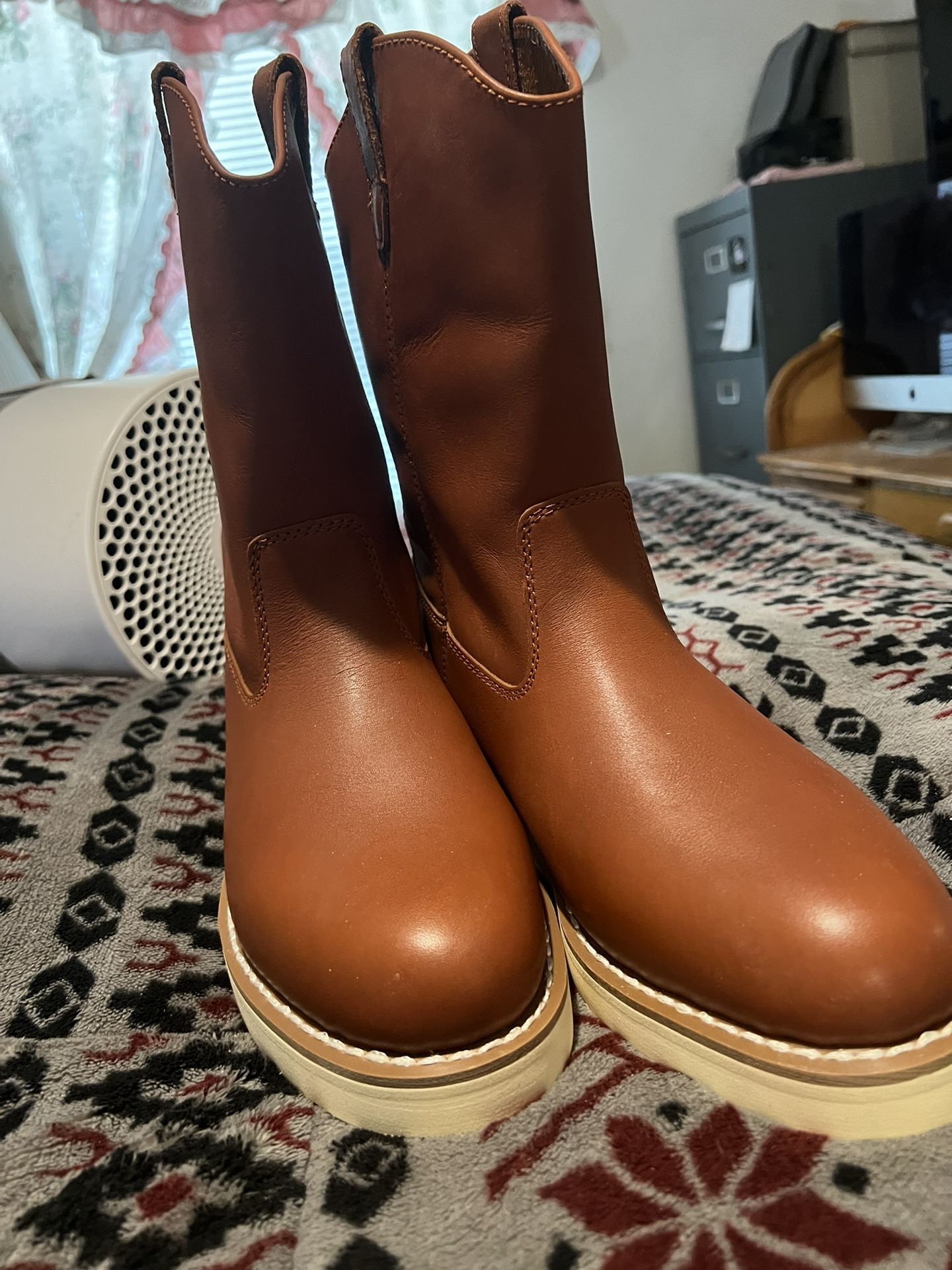 Size 11 Flat Sole Slipon Boots