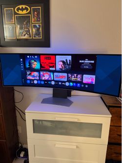 Samsung - 49" Odyssey OLED G950 DQHD 240Hz 0.03ms G-Sync Compatible Curved Smart Gaming Monitor - Silver