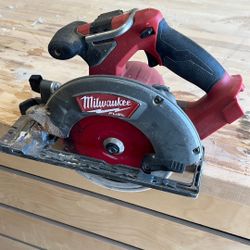 Milwaukee 6 1/2 Skill Saw 