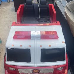 Carro Con Pila Nueva En Muy Buen Estado