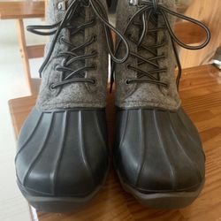 Men’s Sperry Boots Size 9