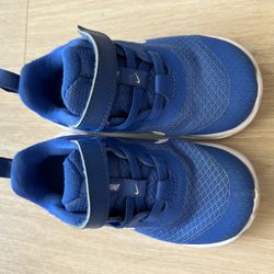 Kids Shoes Nike Size 8