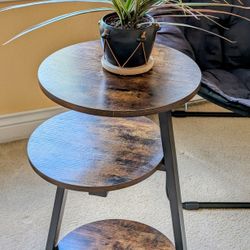 Rustic Brown End Table with Storage: Perfect for Living Rooms & Bedrooms - $50