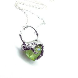 Green Aura Quartz Crystal Necklace 
