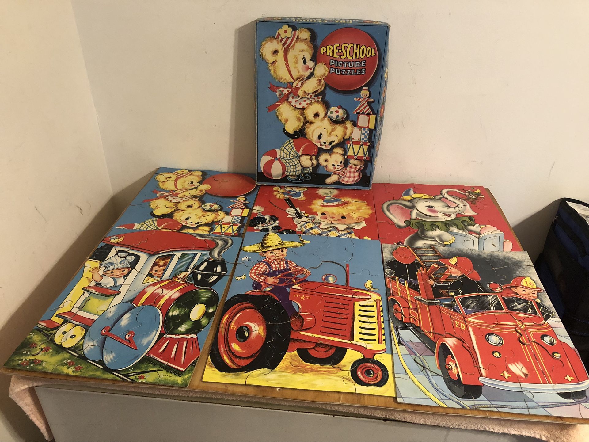 Vintage 1950’s Saafield Pre School Picture Puzzles Set Of 6 #7457 With Box