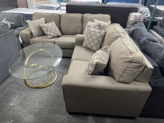 Summer Sales: New Sofa And Loveseat For $799