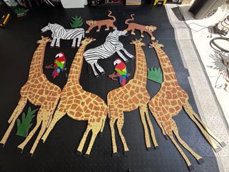 Large animal, jungle, rainforest decor
