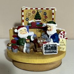 Santa’s Workshop Candle Topper By Yankee Candle