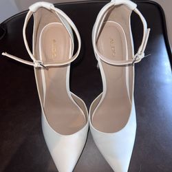Aldo Heels Size 8.5