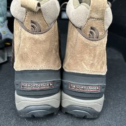 The north face Men’s Snow boots