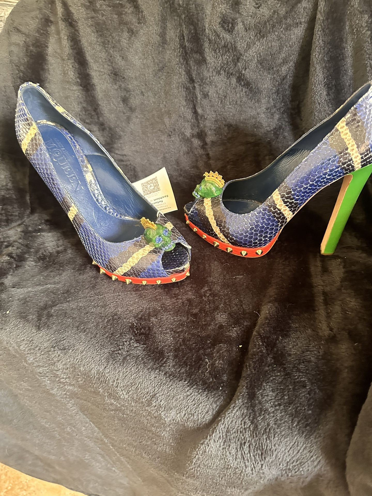 Alexander McQueen Size 39 Scull Heels