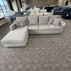 Sectional Sofa with Chaise