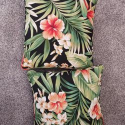 2 Hawaiians  Pillows