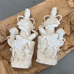 Porcelain Japanese Goddess 12in