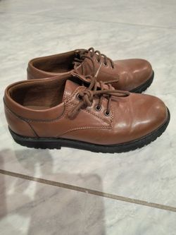 Kids dress shoes Perry Ellis size 3