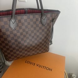 LV 