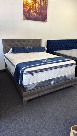 Queen 4 piece bedroom set