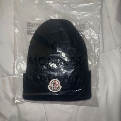 Monclare Beanie  