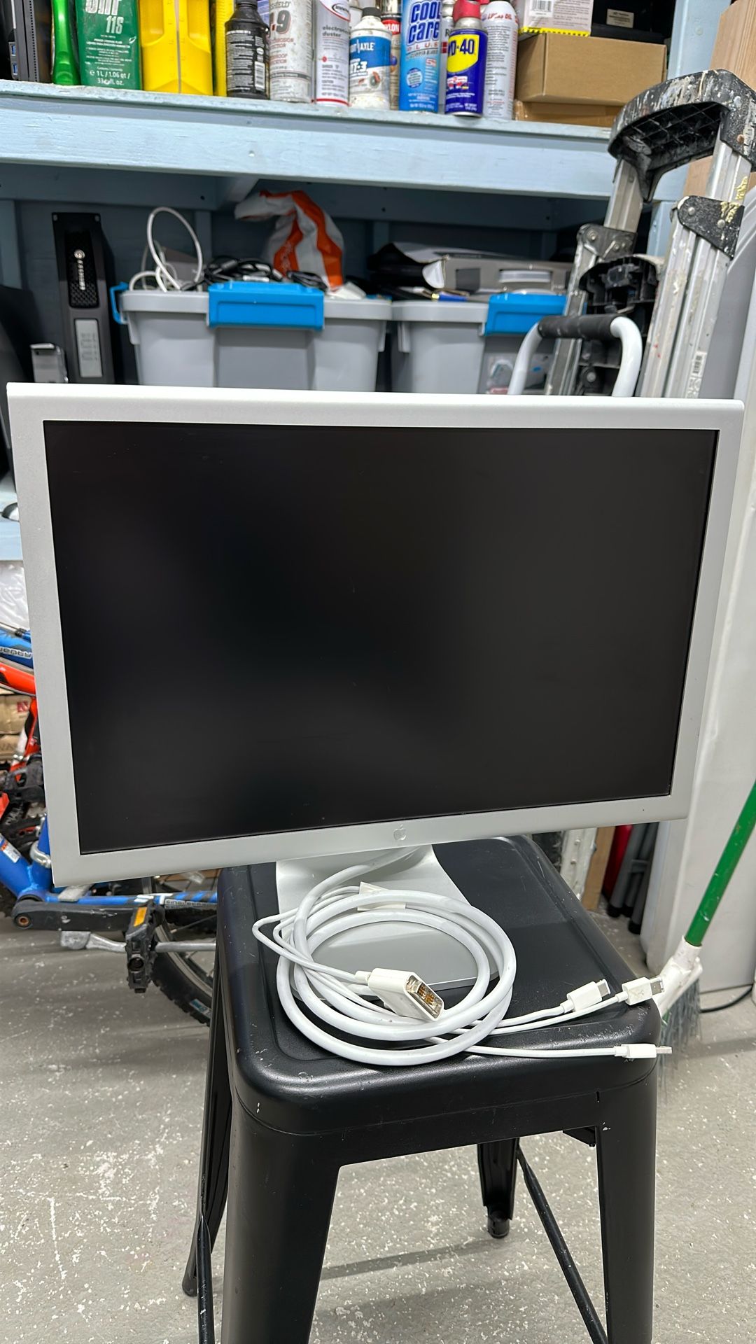 Apple A1081 20 inch Widescreen Cinema Display LCD Monitor - TESTED!!
