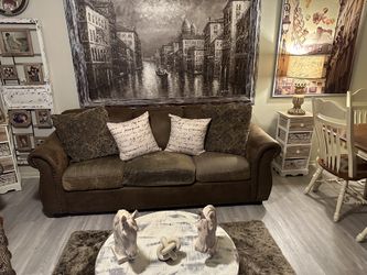 Couch And Chair With Autamun