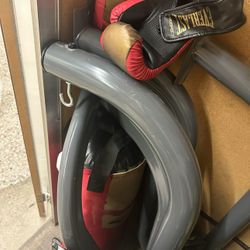 EVERLAST Punching Bag